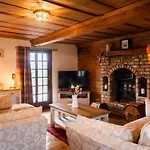度假居 Lakeland 400 Year Old Bavarian With Private Hot Tub Pet Friendly