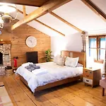 Lakeland 400 Year Old Bavarian With Private Hot Tub Pet Friendly 度假居 *