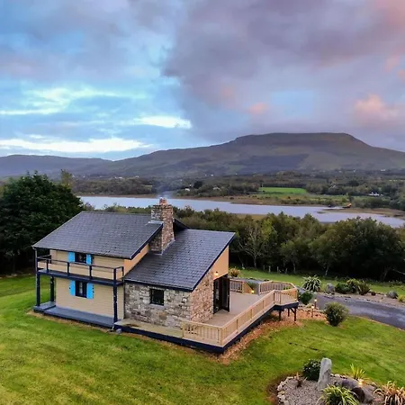 Lakeland 400 Year Old Bavarian With Private Hot Tub Pet Friendly Kinlough