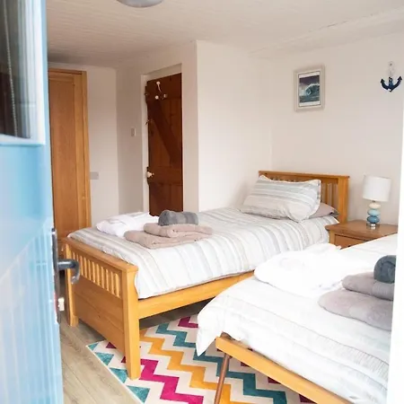 Lakeland 400 Year Old Bavarian With Private Hot Tub Pet Friendly Prázdninový dům Kinlough