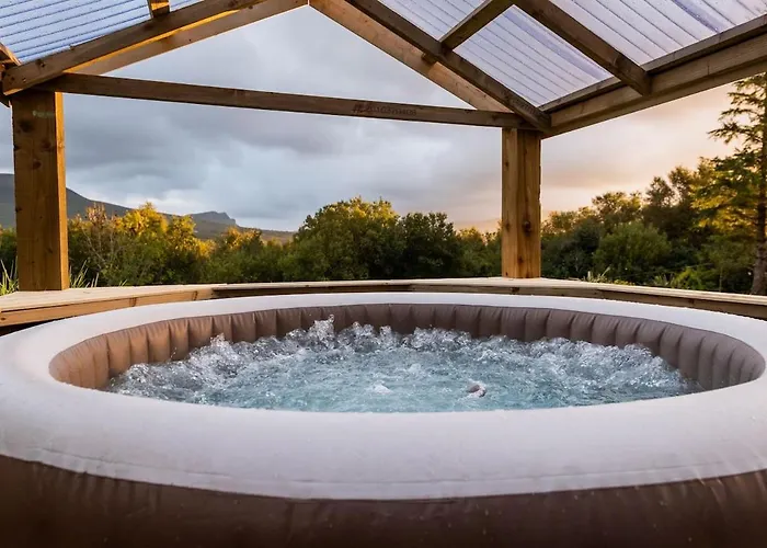 Lakeland 400 Year Old Bavarian With Private Hot Tub Pet Friendly *